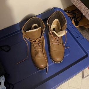 Call it spring brand, brown , size 10